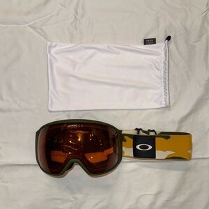 Oakley Flight Trackers snowboarding goggles